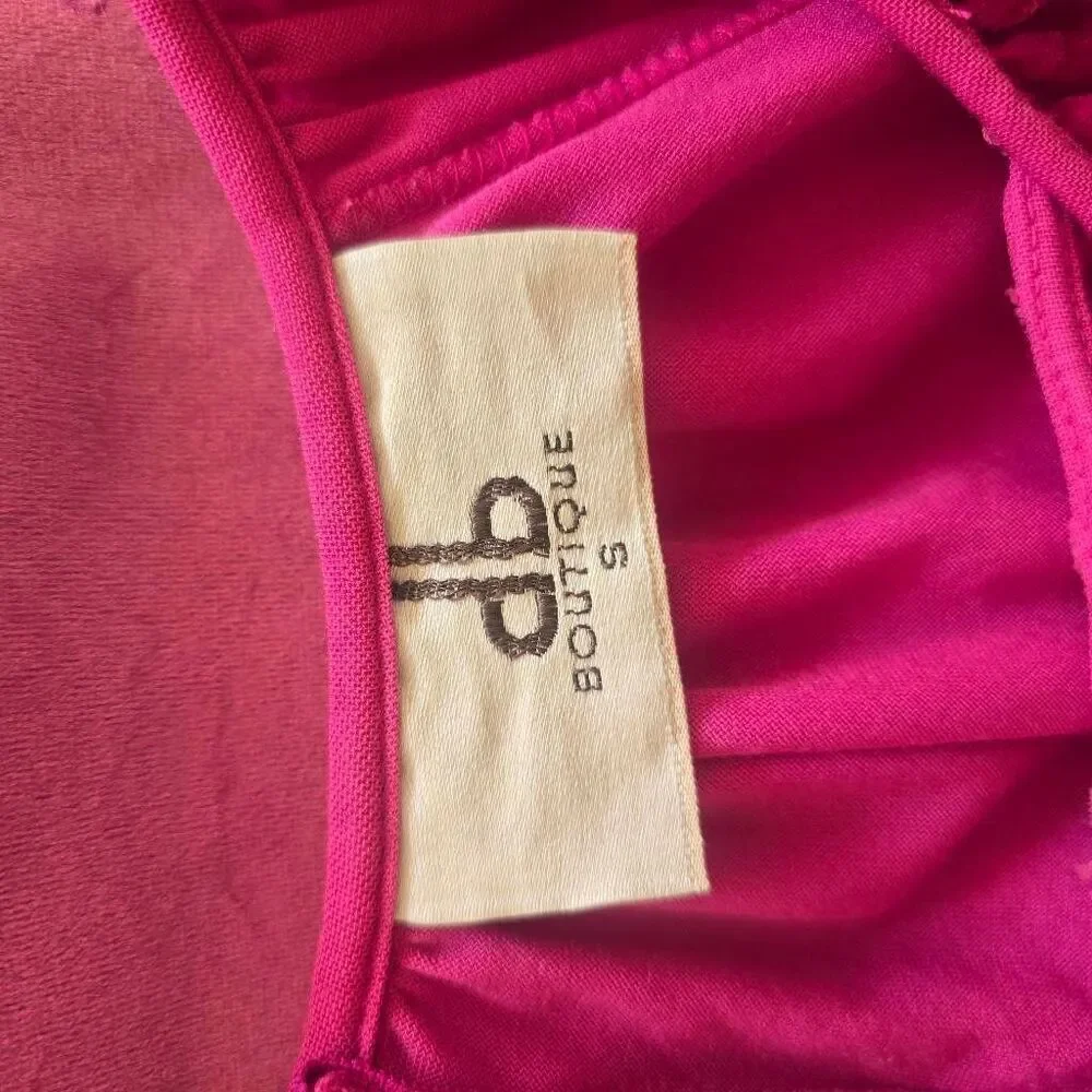 db Boutique Vtg. Hot Pink Velour Gown/Housecoat, Long Slv, V-Neck w/Lattice, S